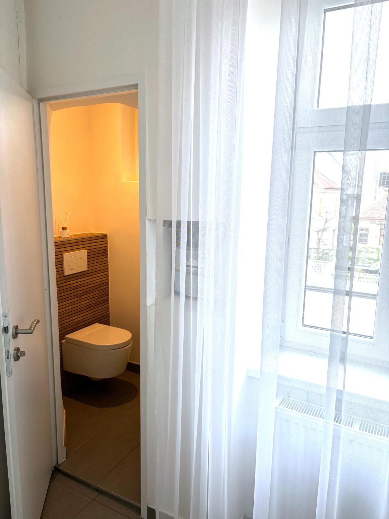 Traumhafte Fuer 3, Grosszuegig, Walk In Dusche Apartamento Viena